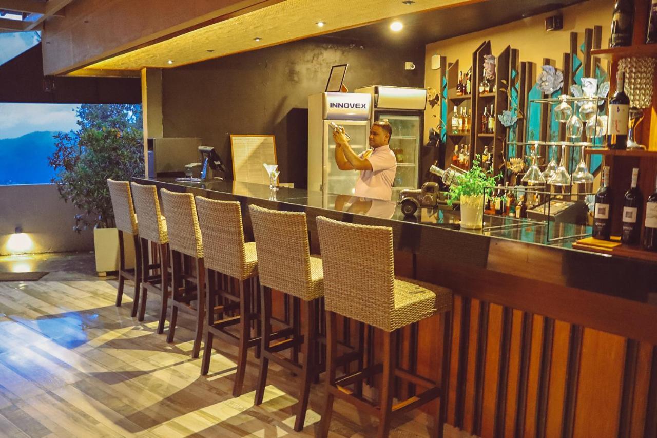 康提亚斯拉天空阁楼酒店 外观 照片